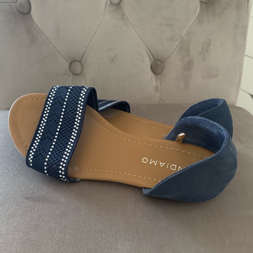 Flat Sandal